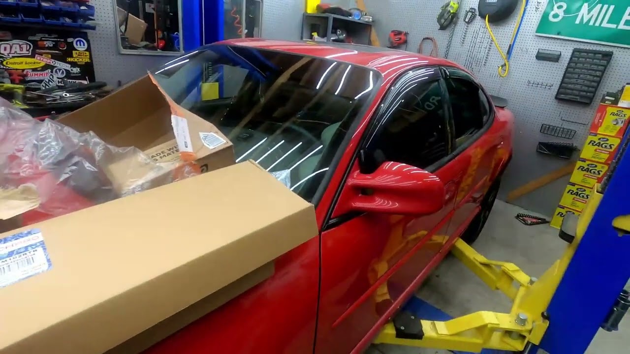 Fixing the non-functional power windows on the 1998 Pontiac Grand Prix & unboxing parts to replace